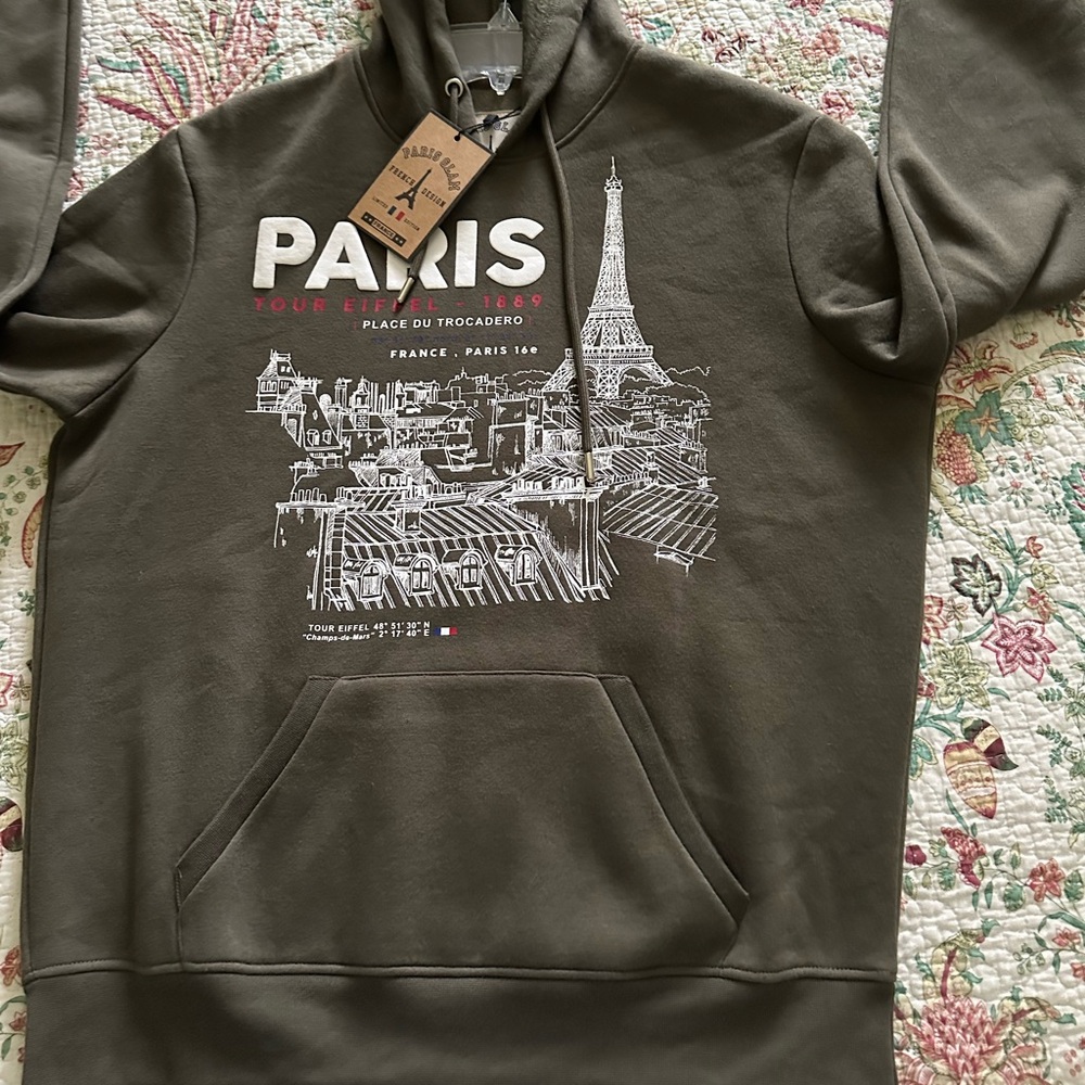 Glam‎ Olive Paris Graphic Hoodie. Unisex. Size Medium. New with tag. - Picture 4 of 14